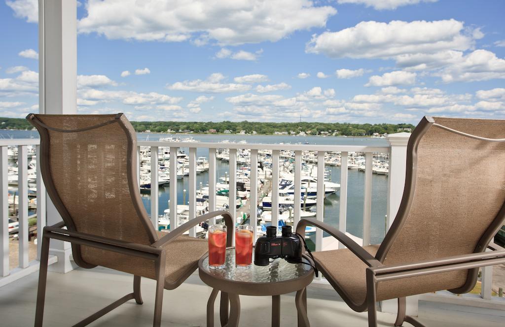 Inn At Harbor Hill Marina ไนแอนทิค ห้อง รูปภาพ